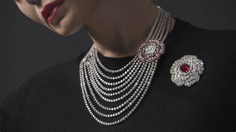 gioielli chanel rococo|Chanel coco high jewelry.